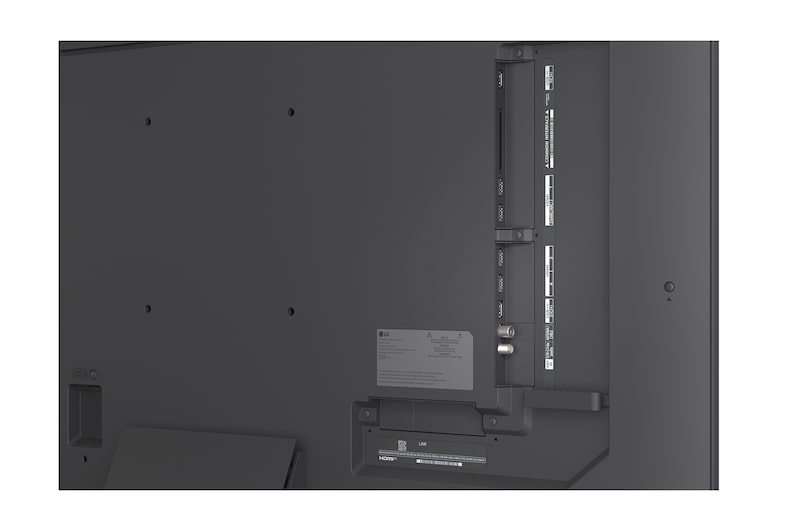 Een LG Mini RGB evo AI MRGB85 toont Precision Dimming aan de hand van een gesplitst beeld, waarbij aan de linkerkant conventionele LED wordt vergeleken met diepere zwarttinten en verbeterde contrastdefinitie aan de rechterkant, mogelijk gemaakt door de alpha 8 AI-processor.